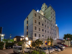 Отель APA Hotel Tsubame-Sanjo Ekimae  Цубамэ